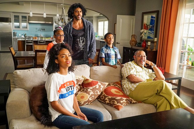 Black-ish - 40 Acres and a Vote - Photos