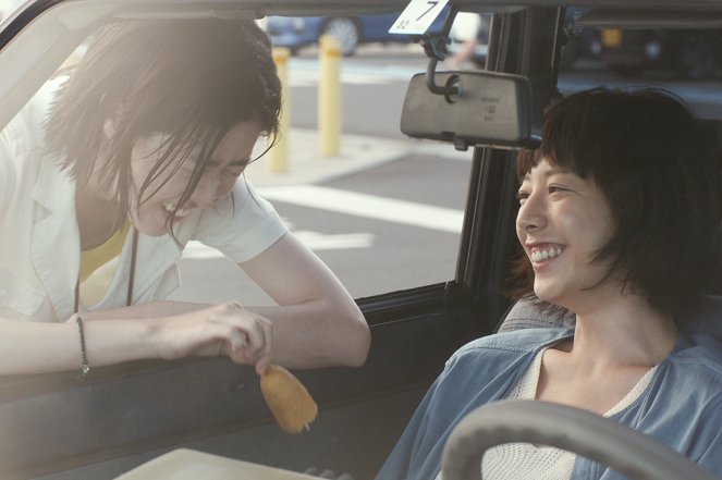 Blue Hour ni buttobasu - Van film - Eun-Kyung Shim, Kaho Indou