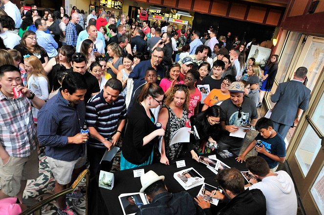 Az utolsó remény - Season 2 - Rendezvények - TNT's 'The Last Ship' USO screening at Reading Cinemas Gaslamp 15 on June 15, 2015 in San Diego, California