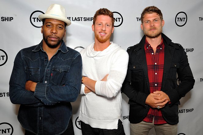 The Last Ship - Season 2 - Events - TNT's 'The Last Ship' USO screening at Reading Cinemas Gaslamp 15 on June 15, 2015 in San Diego, California