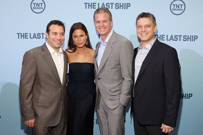 The Last Ship - Season 1 - Événements - TNT's "The Last Ship" screening at NEWSEUM on June 4, 2014 in Washington, DC