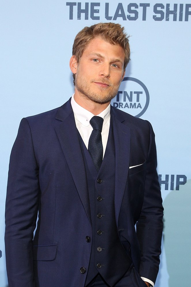 The Last Ship - Season 1 - Événements - TNT's "The Last Ship" screening at NEWSEUM on June 4, 2014 in Washington, DC