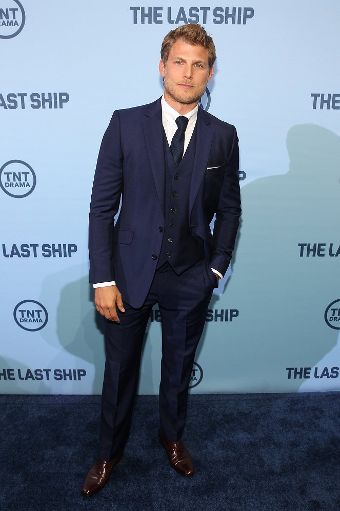 Posledná loď - Season 1 - Z akcií - TNT's "The Last Ship" screening at NEWSEUM on June 4, 2014 in Washington, DC