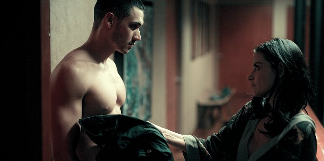 Dunkle Leidenschaft - Season 1 - Es ist nur Sex - Filmfotos - Alejandro Speitzer, Maite Perroni