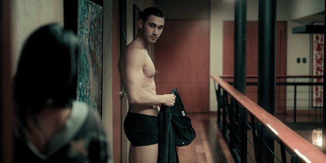 Dark Desire - Season 1 - It's Just Sex - Photos - Alejandro Speitzer