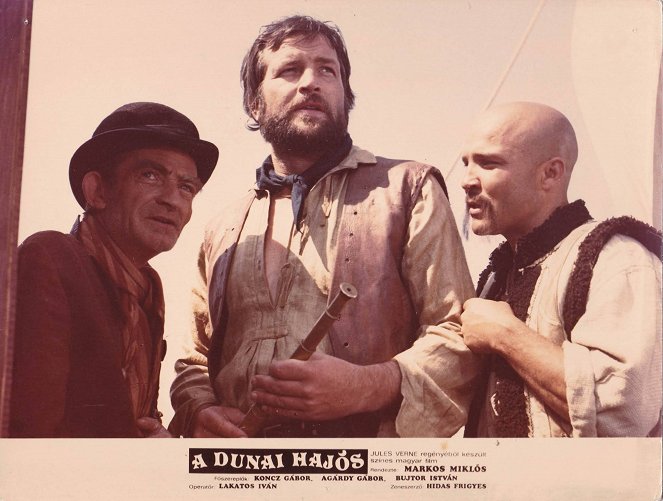 A dunai hajós - Mainoskuvat - Árpád Gyenge, István Bujtor, József Madaras