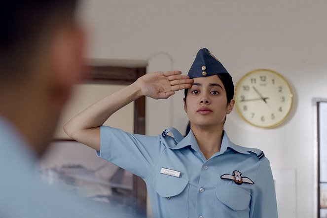 Vojenská pilotka - Z filmu - Janhvi Kapoor