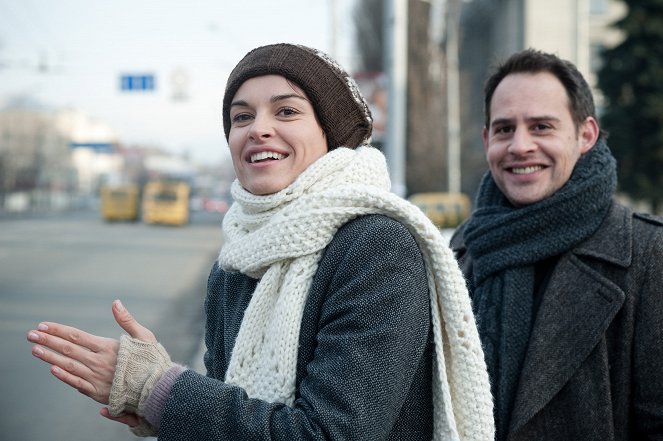 Die vierte Macht - Filmfotók - Kasia Smutniak, Moritz Bleibtreu