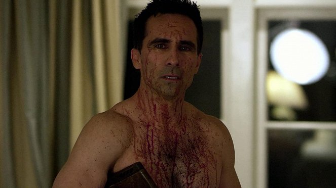Pearl - Photos - Nestor Carbonell