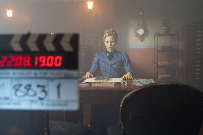 Miss Scarlet and the Duke - Season 1 - Deeds Not Words - Dreharbeiten - Kate Phillips
