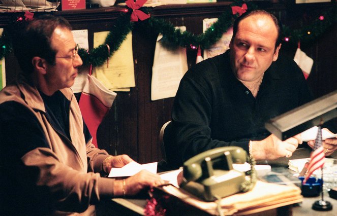 Die Sopranos - Der Weihnachtsmann läßt grüßen - Filmfotos - James Gandolfini