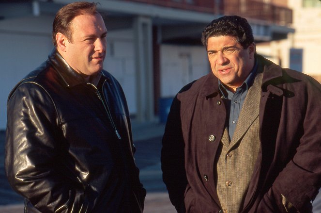Os Sopranos - To Save Us All from Satan's Power - Do filme - James Gandolfini, Vincent Pastore