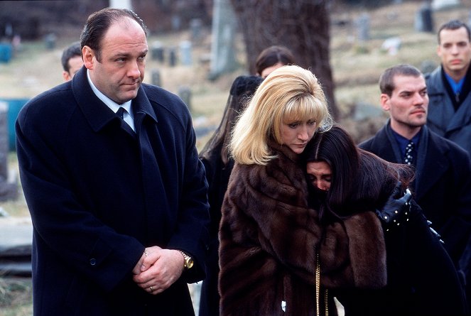 Die Sopranos - Kalt wie der Tod - Filmfotos - James Gandolfini, Edie Falco
