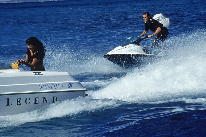 Speed 2: Cruise Control - Filmfotos - Sandra Bullock, Willem Dafoe