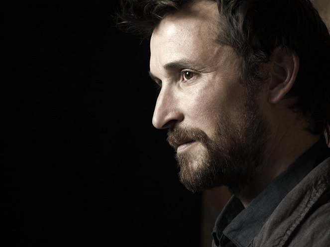 Falling Skies - Season 1 - Promoción - Noah Wyle