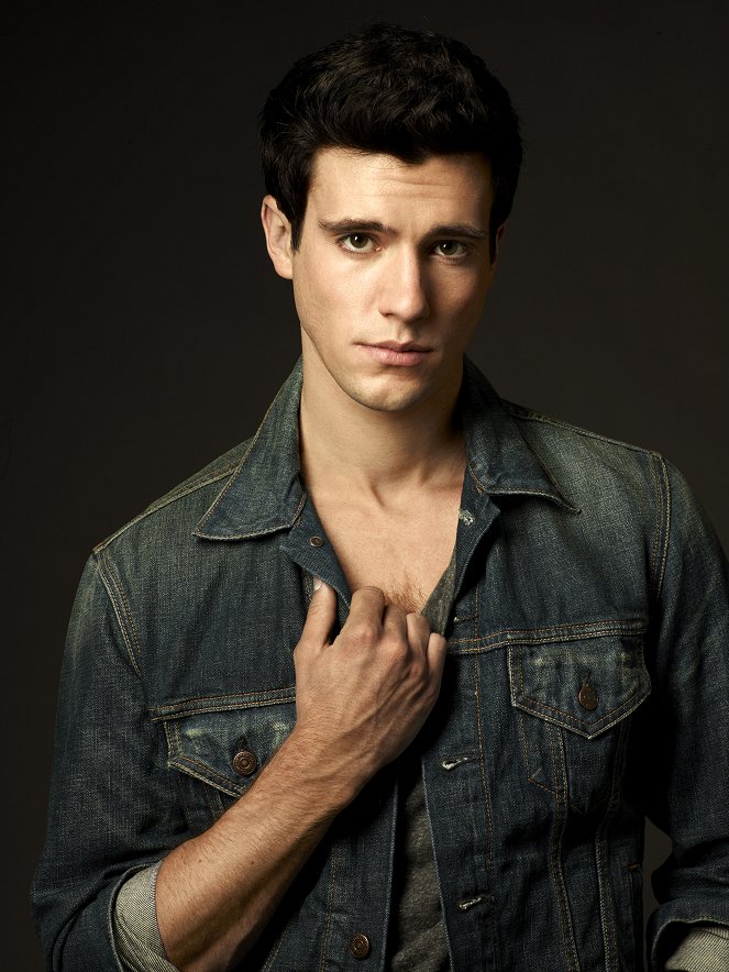 Éghasadás - Season 1 - Promóció fotók - Drew Roy