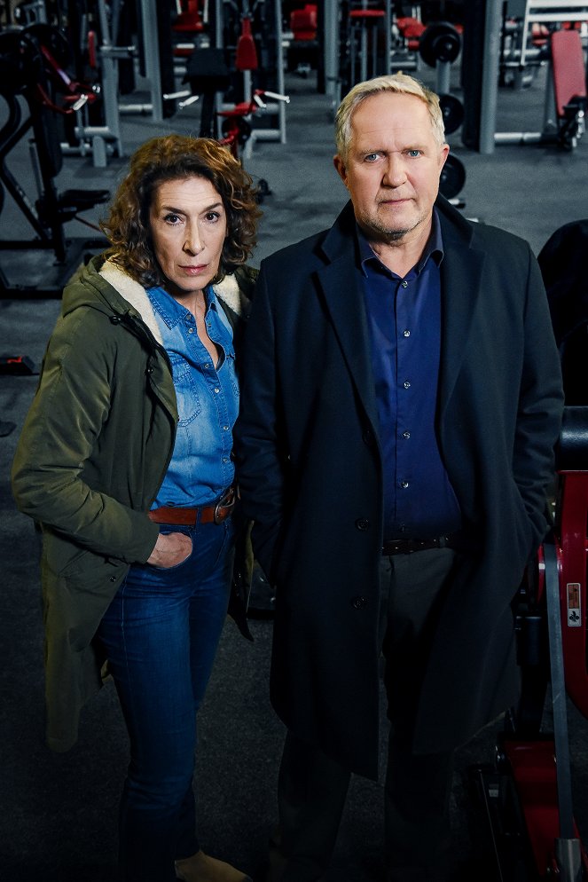 Tatort - Season 51 - Pumpen - Promokuvat - Adele Neuhauser, Harald Krassnitzer