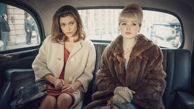 The Trial of Christine Keeler - Episode 2 - Photos - Sophie Cookson, Ellie Bamber