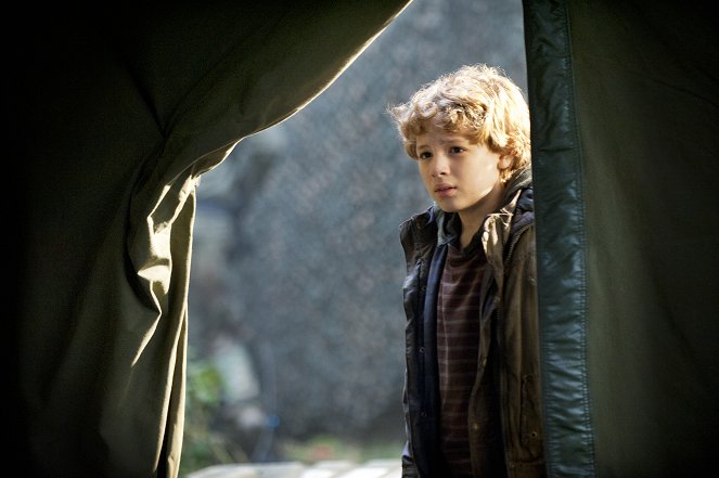 Falling Skies - Shall We Gather at the River - Do filme - Maxim Knight