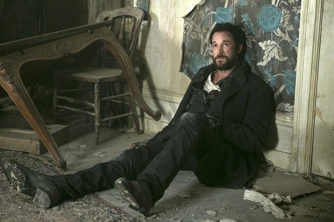 Falling Skies - Be Silent and Come Out - Do filme - Noah Wyle