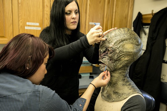 Falling Skies - Shoot the Moon - Making of