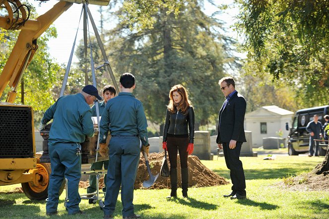Body of Proof - Daddy Issues - Van film - Dana Delany, Mark Valley