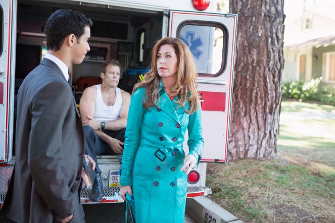 Body of Proof - Doubting Tommy - Photos - Elyes Gabel, Mark Valley, Dana Delany