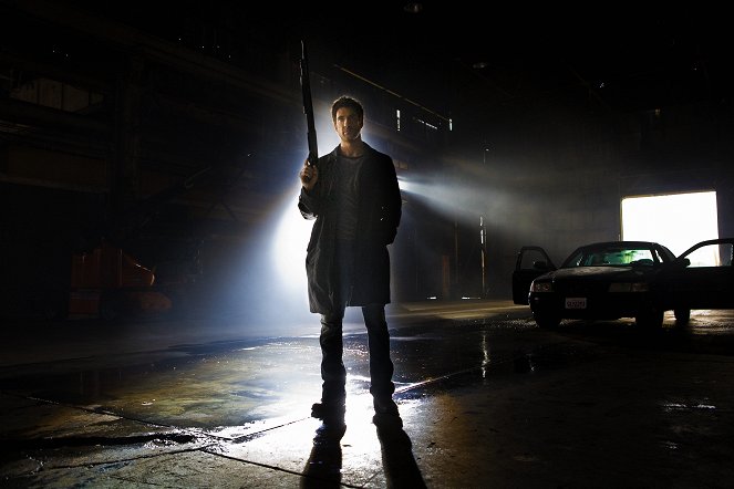 Dark Blue - Season 1 - Pilot - Photos - Dylan McDermott