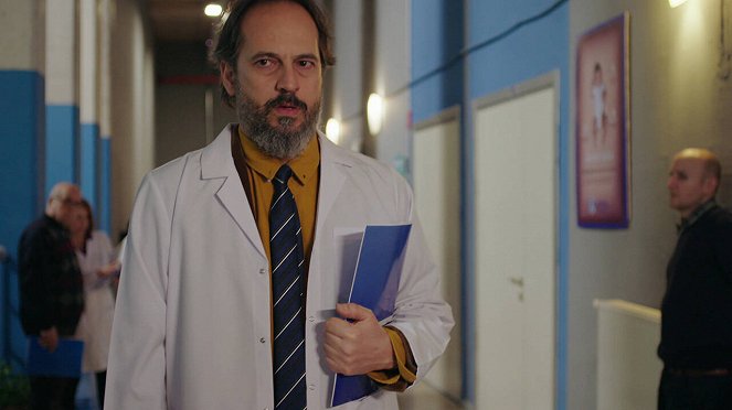 Hekimoğlu - Season 1 - Z filmu - Timuçin Esen