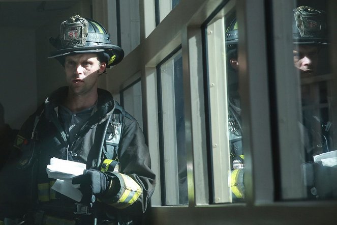 Chicago Fire - A Hell of a Ride - Del rodaje - Jesse Spencer