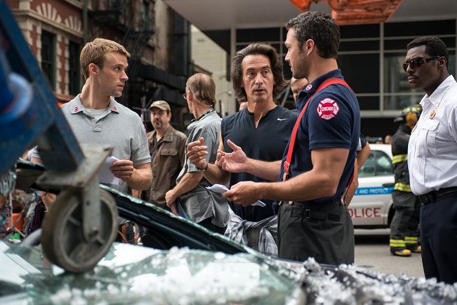 Chicago Fire - Season 1 - Mon Amour - Dreharbeiten - Jesse Spencer, Taylor Kinney, Eamonn Walker
