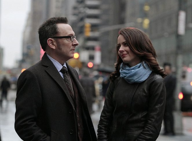 Person of Interest - Tag Null - Filmfotos - Michael Emerson, Amy Acker