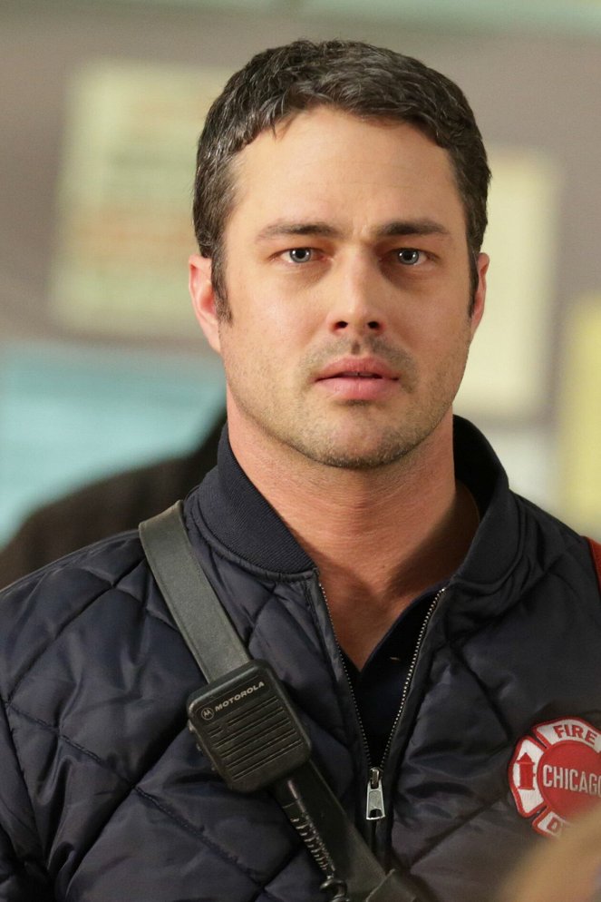 Chicago Fire - A Heavy Weight - Van film - Taylor Kinney