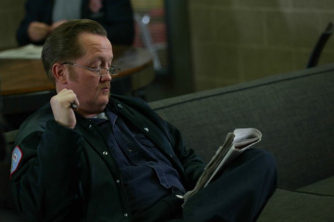 Chicago Fire - When Things Got Rough - Photos - Christian Stolte