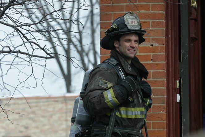 Chicago Fire - Season 2 - When Things Got Rough - Making of - Jesse Spencer