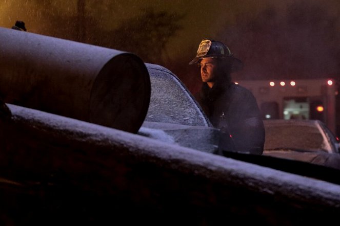 Chicago Fire - Heute Nacht ist die Nacht - Filmfotos - Taylor Kinney