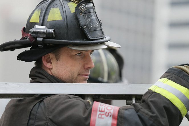 Chicago Fire - Out with a Bang - Do filme - Jeff Hephner