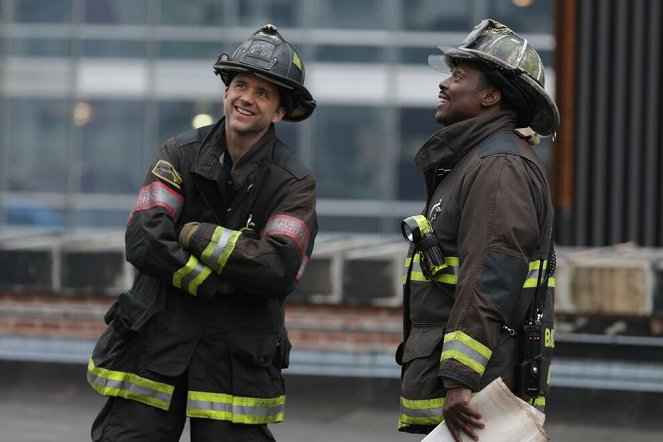 Chicago Fire - Out with a Bang - De filmagens - Eamonn Walker
