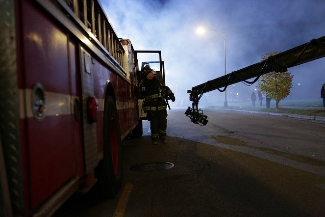 Chicago Fire - Sauvons le 51 ! - Tournage