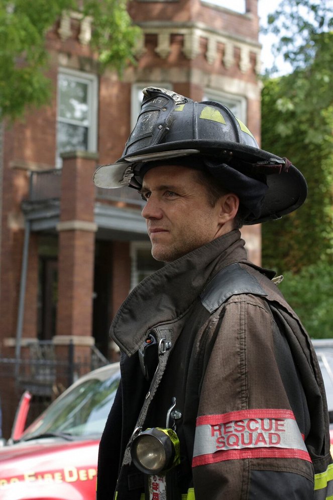 Chicago Fire - A Power Move - Van film