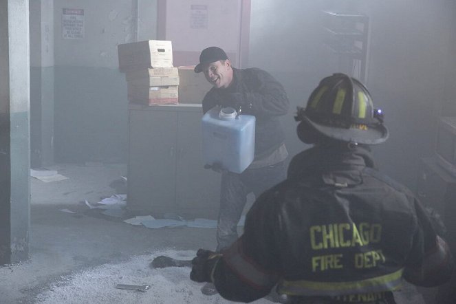 Chicago Fire - A Nuisance Call - Van film