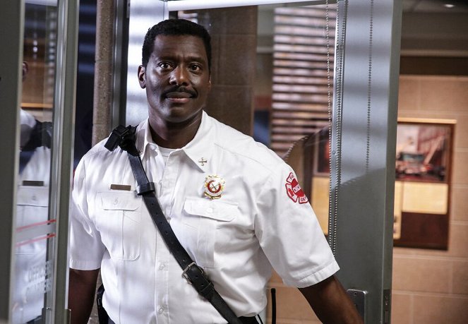 Chicago Fire - Season 2 - Dokaž to - Z filmu - Eamonn Walker