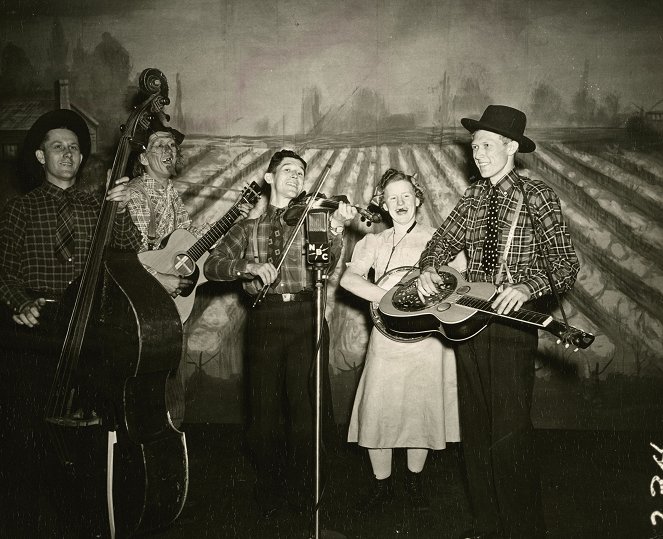 Country Music - Hard Times (1933–1945) - Photos