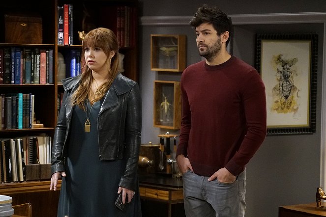 Last Man Standing - Season 6 - Heavy Meddle - Photos - Amanda Fuller, Jordan Masterson