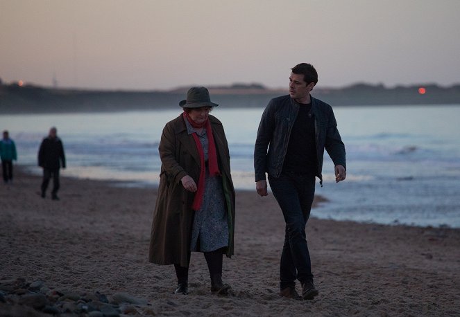 Vera - Season 9 - The Seagull - Z filmu - Brenda Blethyn, Kenny Doughty