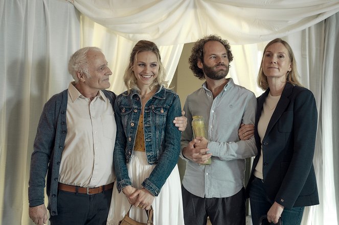 Servus Baby - Season 2 - Indisch - Filmfotos