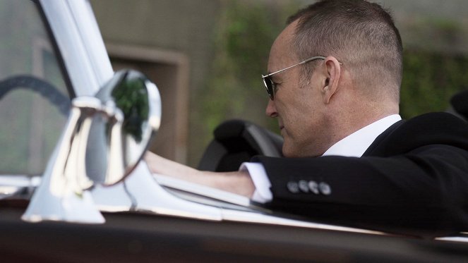 Agents of S.H.I.E.L.D. - What We're Fighting For - Van film - Clark Gregg