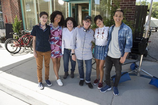 Andi Mack - The Boys Are Back - Making of