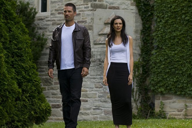 Alphas - Season 1 - A Short Time in Paradise - Photos - Warren Christie, Laura Mennell