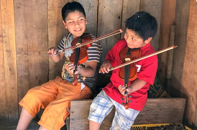 Chiles kleine Papagenos - Geigen für die Versöhnung - Filmfotos